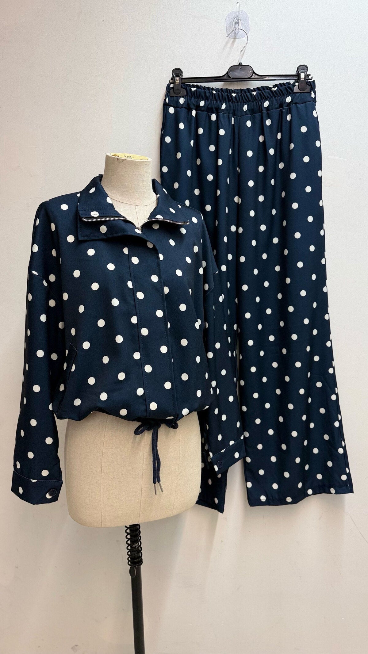 Set broek en vestje polka dot